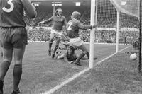 Steve Whitworth gjorde matchens enda mål när Leicester vann Community Shield (Charity Shield) 1971